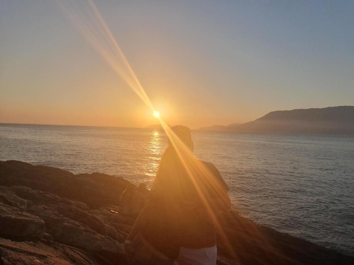Bangalo Com Vista Para O Mar No Condominio Yacamim Ilhabela Praia Do Curral Εξωτερικό φωτογραφία